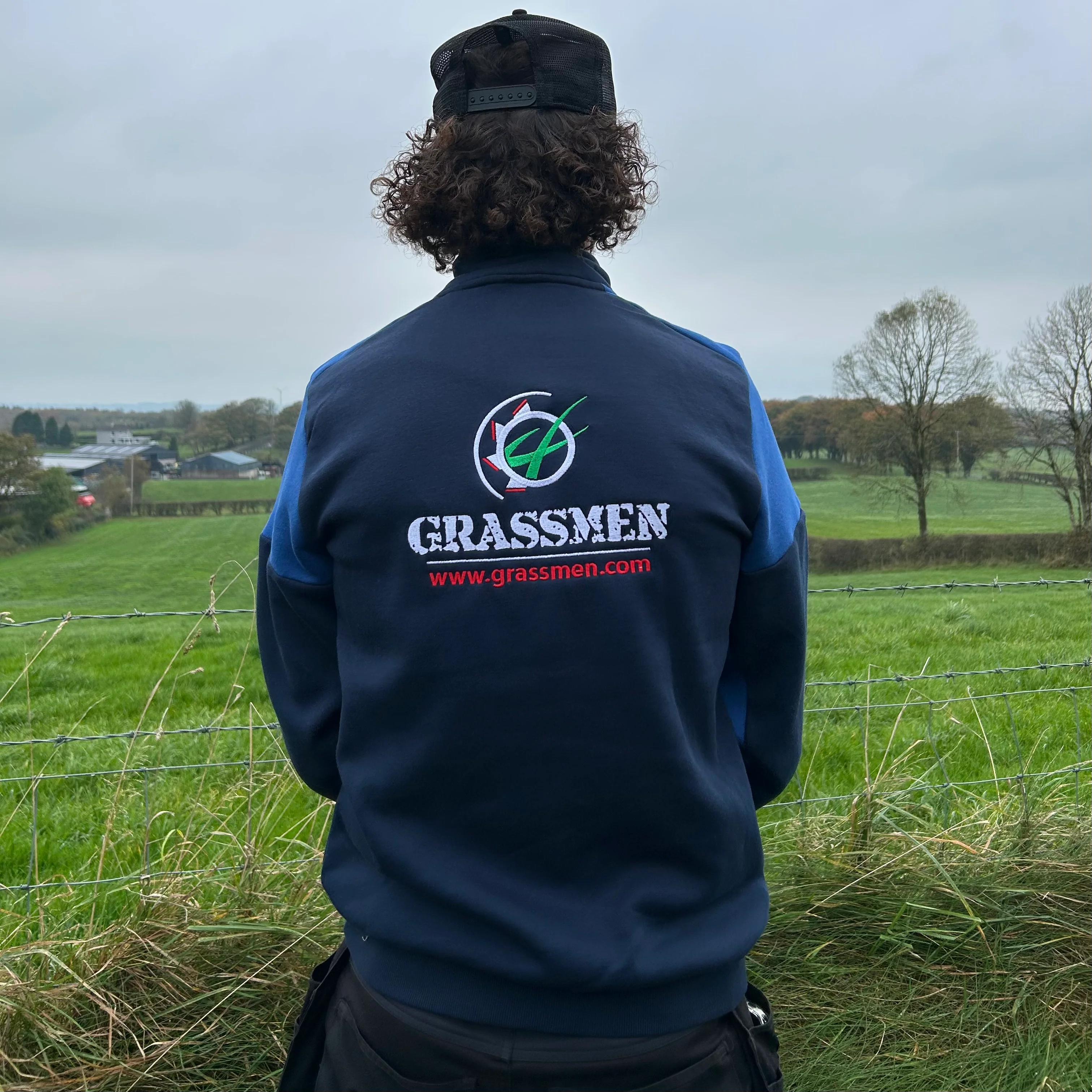 "GRASSMEN" Adults Prime Two Toned 1/4 Zip Sweater Navy/Cobalt - Image 4