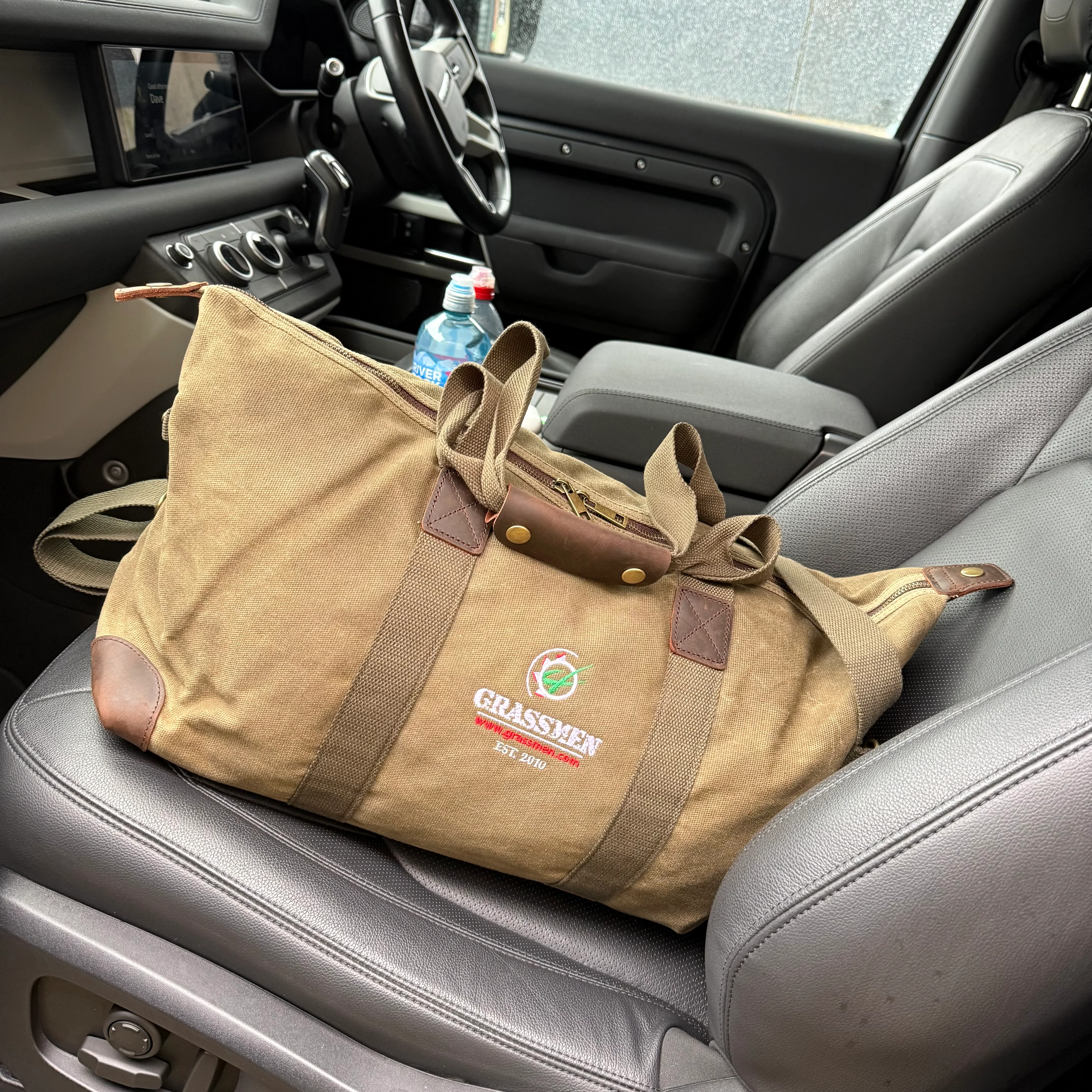 "GRASSMEN" Heritage Waxed Canvas Holdall - Image 7