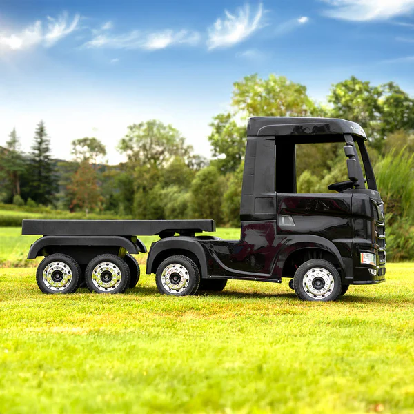 Official Scania 24V Black Ride-On Truck & Trailer - Image 6